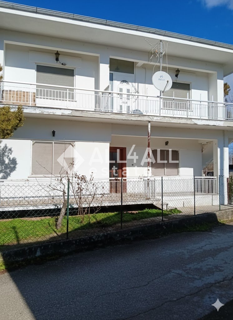 προς Πώληση Διπλοκατοικία Δίκαια (κωδ. R-106)